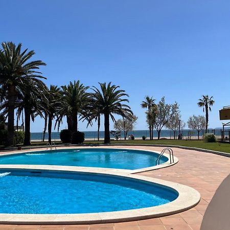 Apartamiento Vista Al Mar - Holiday Center En โรเซส ภายนอก รูปภาพ