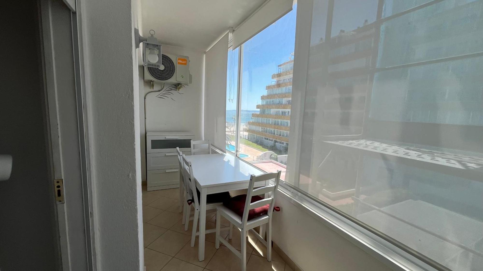 Apartamiento Vista Al Mar - Holiday Center En โรเซส ภายนอก รูปภาพ