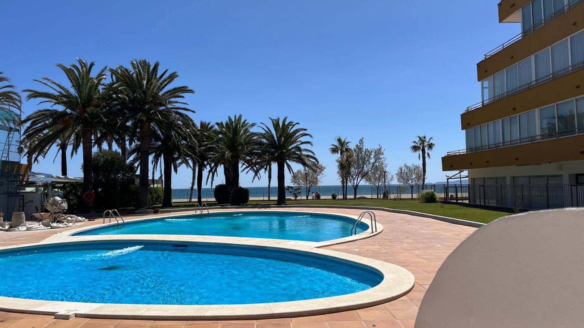 Apartamiento Vista Al Mar - Holiday Center En โรเซส ภายนอก รูปภาพ